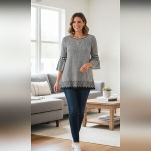 Max Studio Black and White Geometric Patterned Shirt Size XL